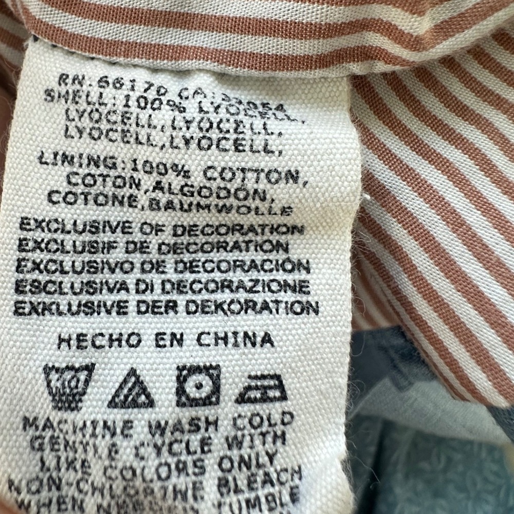 Marrakech Chambray Utility Jacket Light Wash Blue… - image 4